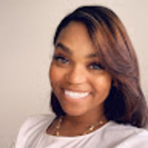 Meet your Posher, Regina